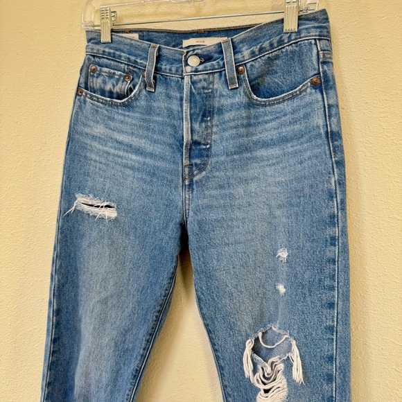 Levi’s straight leg wedgie jeans - Picture 4 of 7